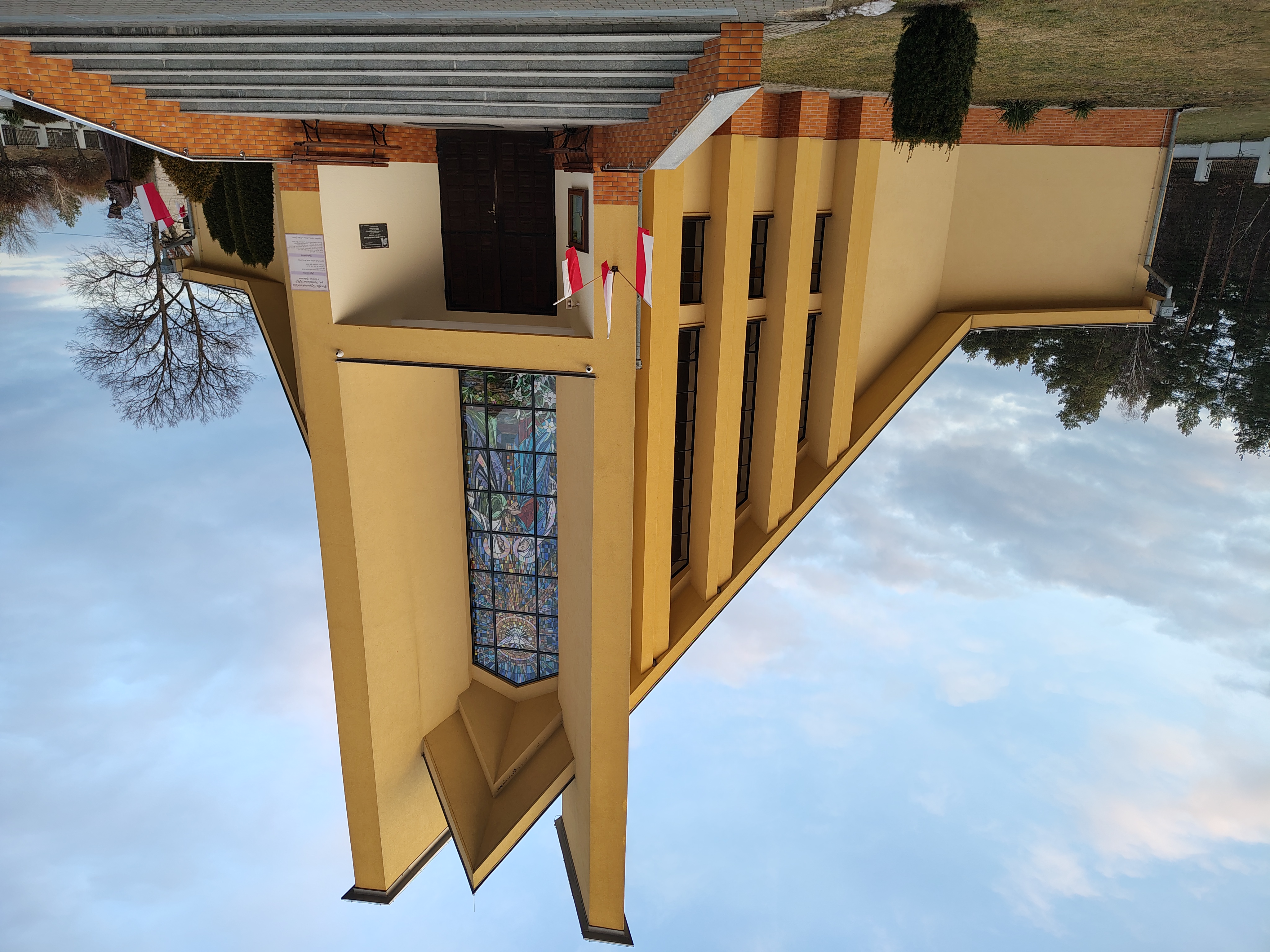 Kościół Nawiedzenia NMP Stary Bidaczów - elewacja 5