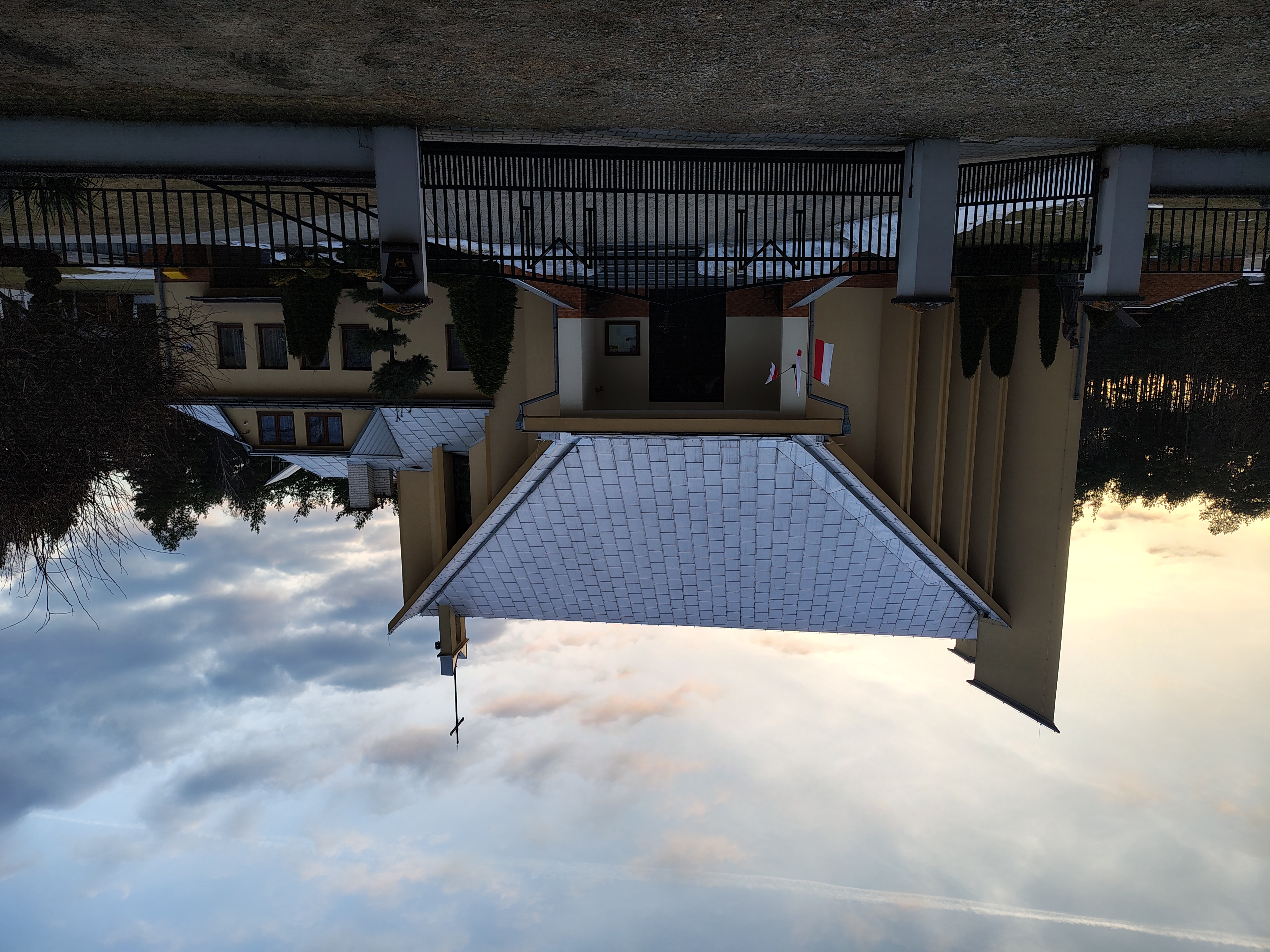 Kościół Nawiedzenia NMP Stary Bidaczów - elewacja 8