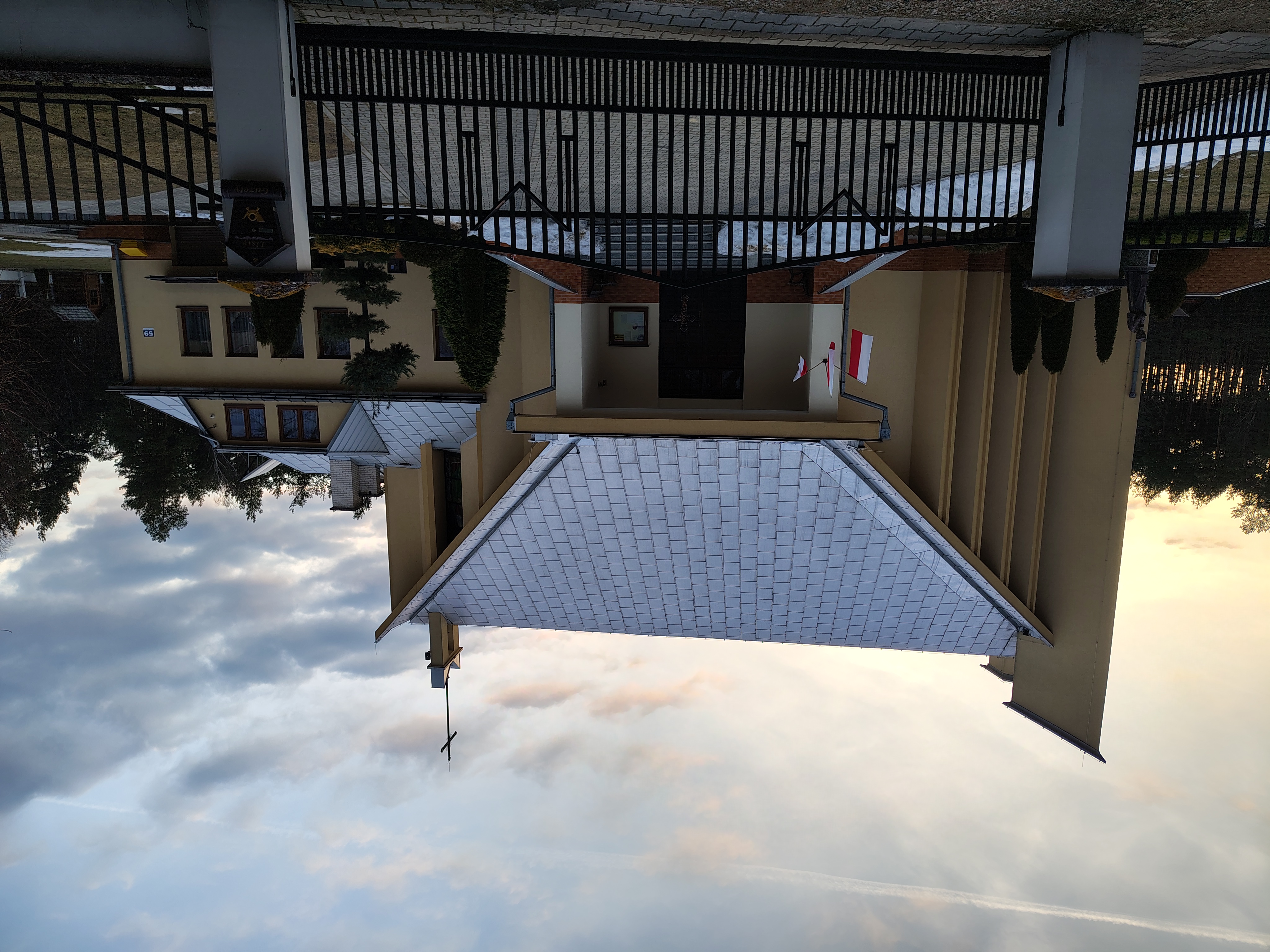 Kościół Nawiedzenia NMP Stary Bidaczów - elewacja 9