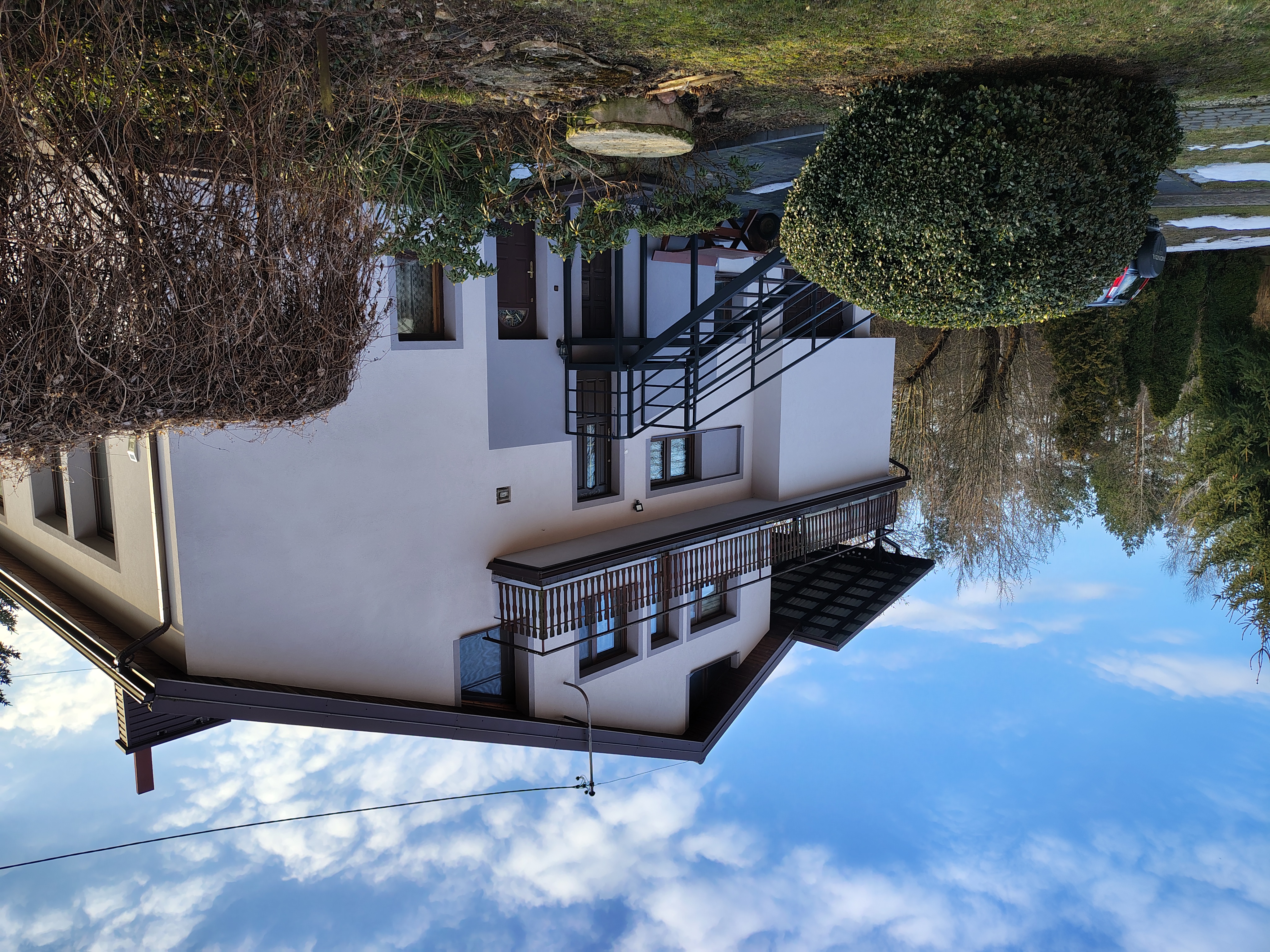 Dom jednorodzinny duże przeszklenia - widok 4