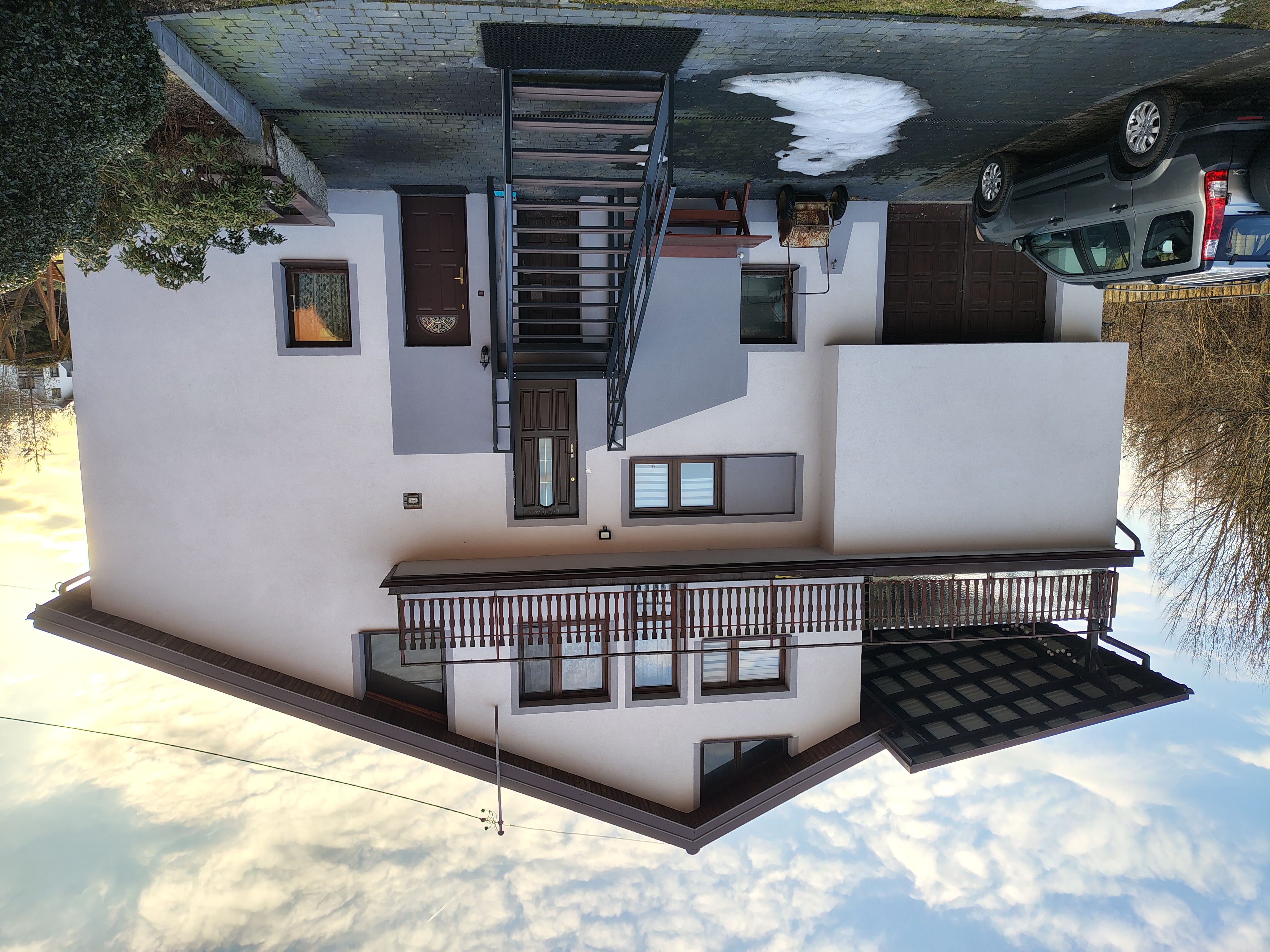 Dom jednorodzinny duże przeszklenia - widok 5