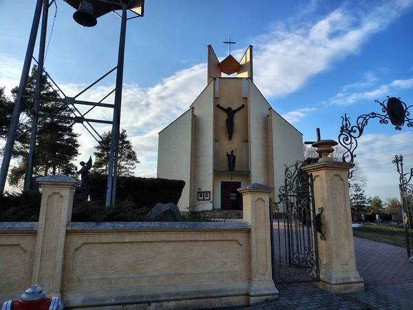 Kościół Miłosierdzia Bożego Harasiuki - wnętrze